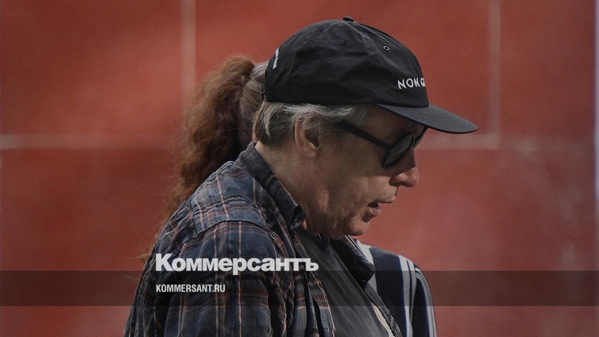 Ефремов впервые сыграл в спектакле после выхода из колонии