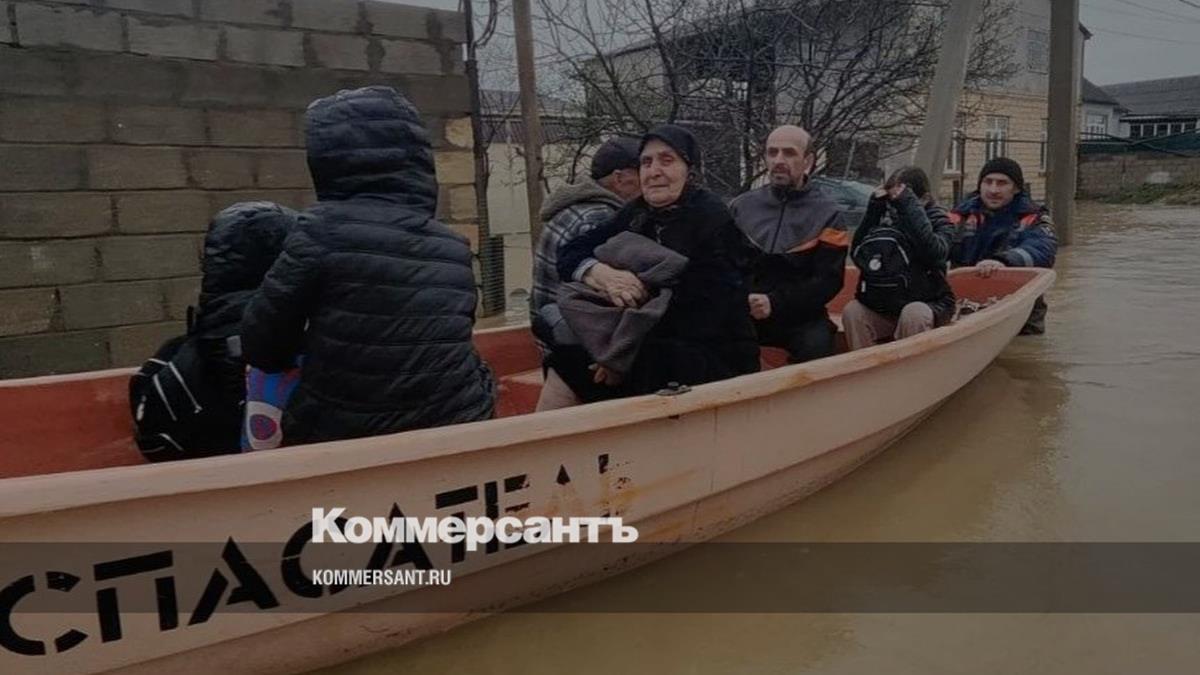 Из-под Дербента эвакуировали четыре тысячи человек после прорыва плотины