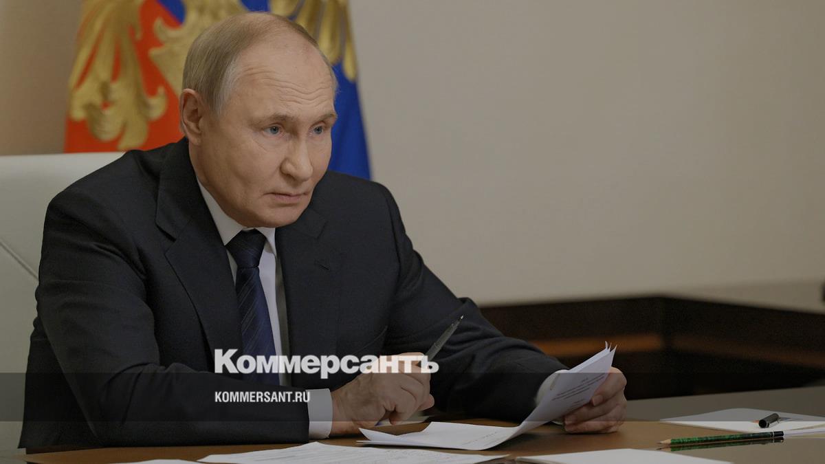 Путин призвал развивать собственный ИИ для обороны страны