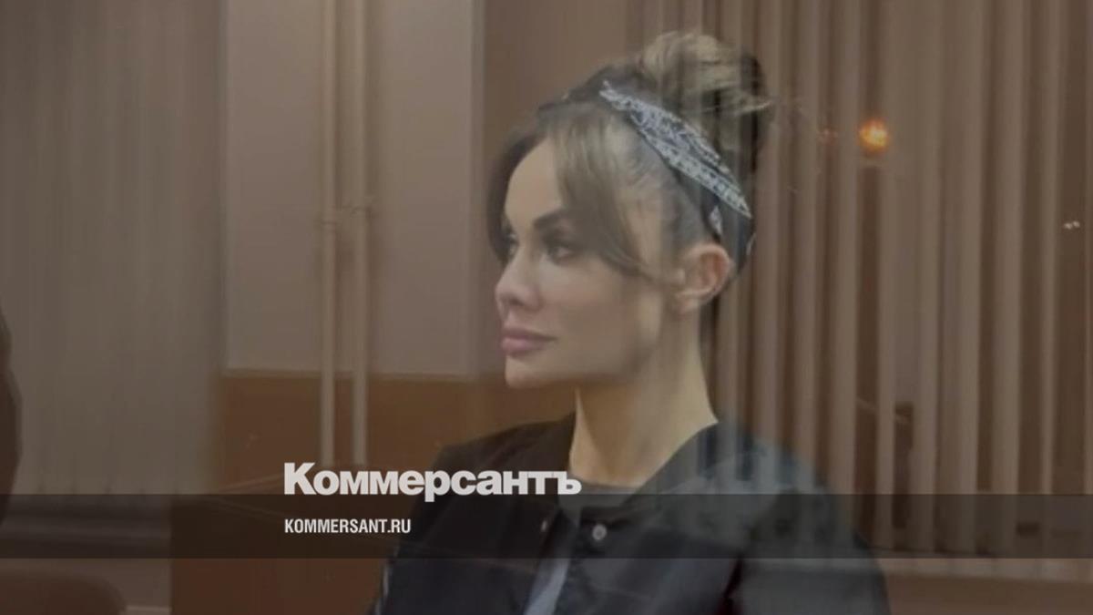 Главреда Telegram-канала «Сапа» арестовали по делу о взятке полицейскому