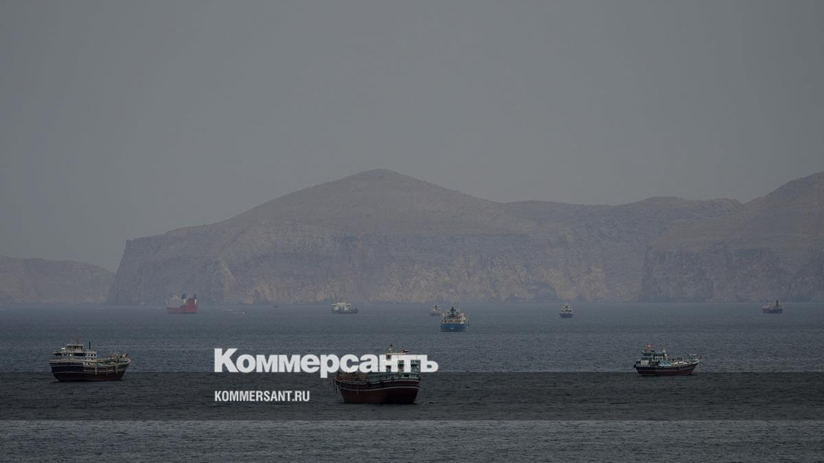 Иран сообщил о первом доходе от сборов за проход через Ормузский пролив