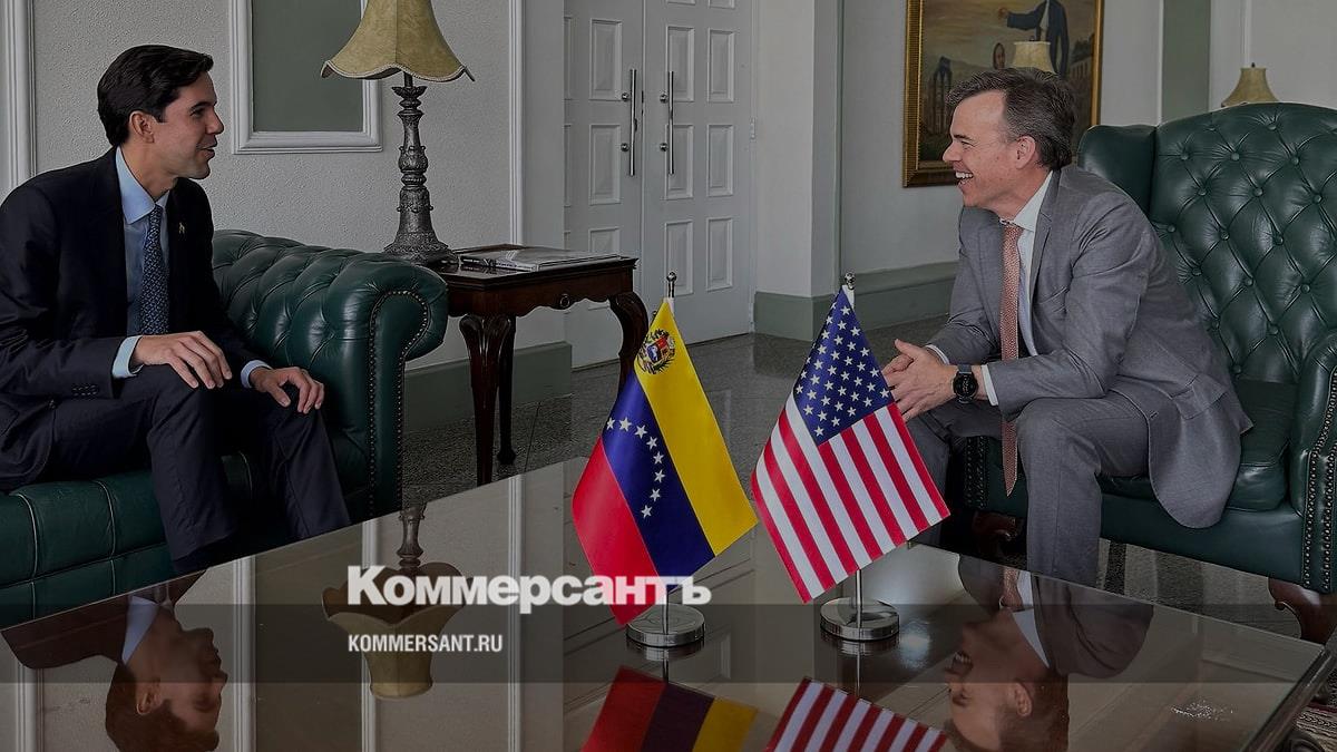 В Венесуэлу прибыл первый за семь лет посол США