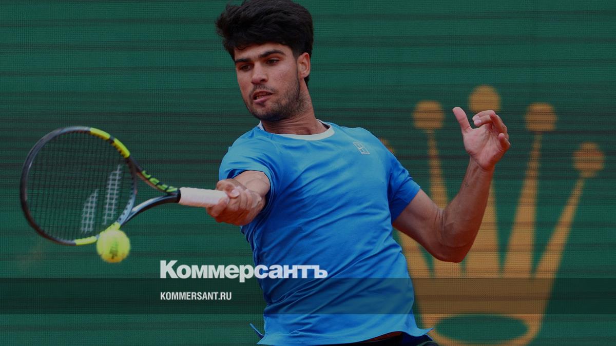 Вторая ракетка мира Карлос Алькарас снялся с Roland Garros