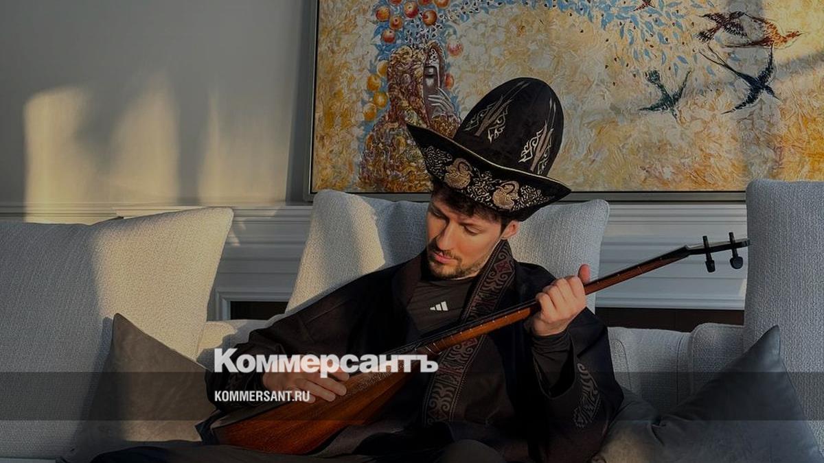 Павел Дуров с нейросетью записал военную песню про VPN