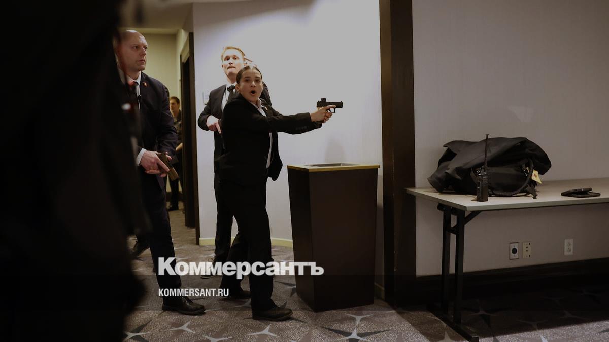 Подозреваемого в стрельбе на ужине с Трампом обвинили в покушении на президента