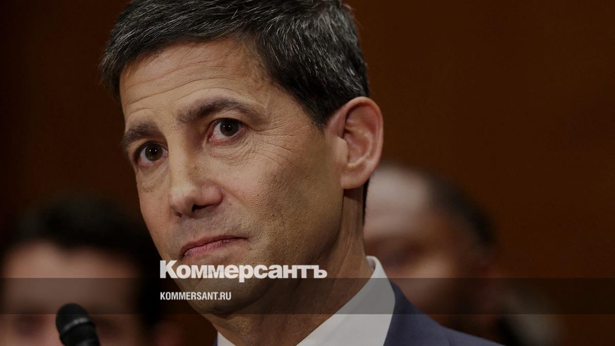 Сенат США утвердил Уорша на пост главы ФРС
