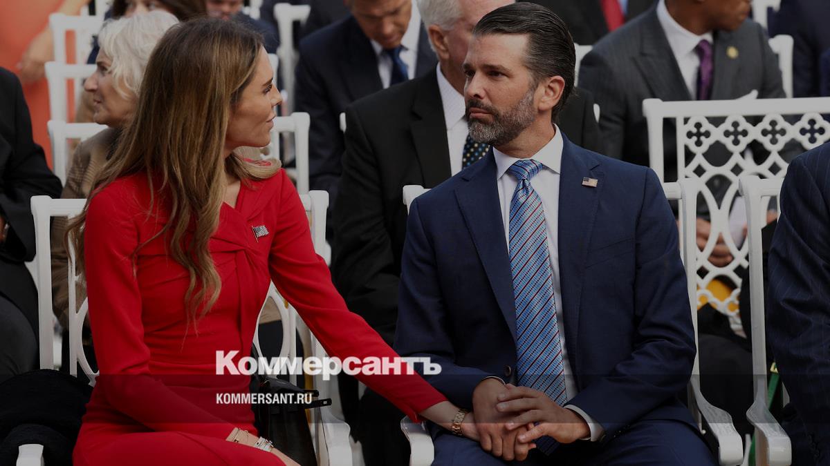 CNN: Дональд Трамп не приедет на свадьбу своего сына