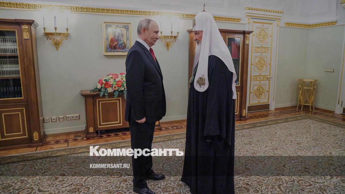 Путин назвал особенно важным сегодня поддержание единства народа России