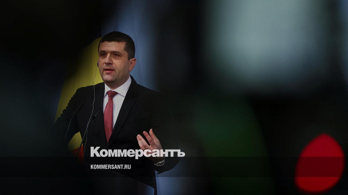 Самолет врио министра обороны Румынии потерял сигнал GPS при полете в Литву