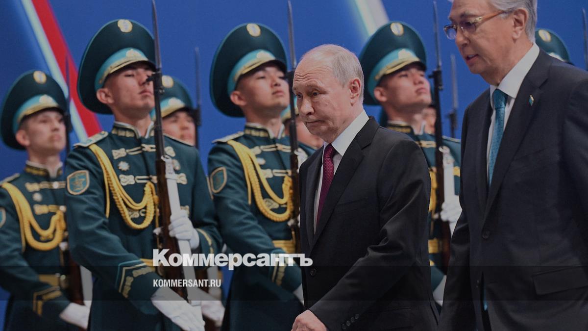 Путин посетил в Астане выставку ЕАЭС о развитии технологий и ИИ
