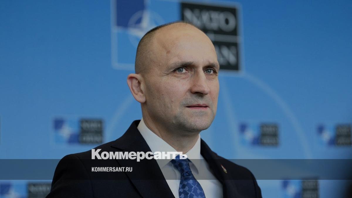 Болгария прекратит поставки оружия на Украину