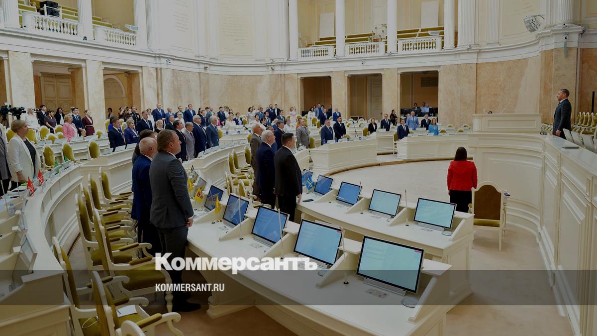 Заксобрание Петербурга подвело итоги седьмого созыва: приняты 806 городских законов