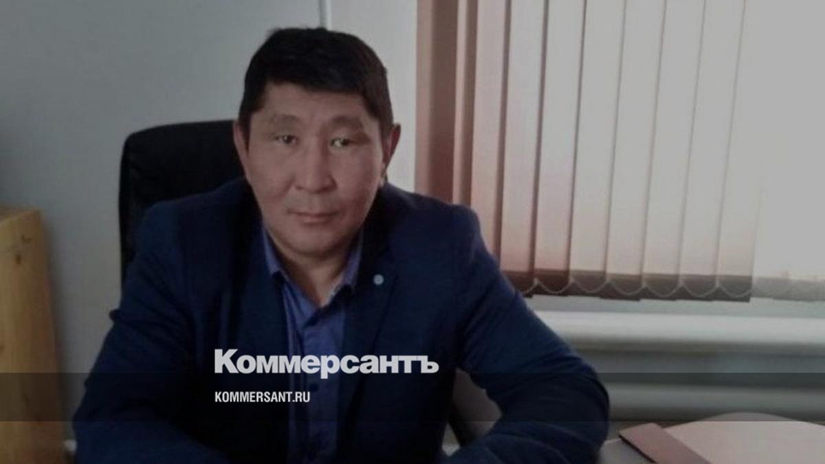 Экс-главе посёлка Баяндай в Приангарье заменили условный срок на реальный