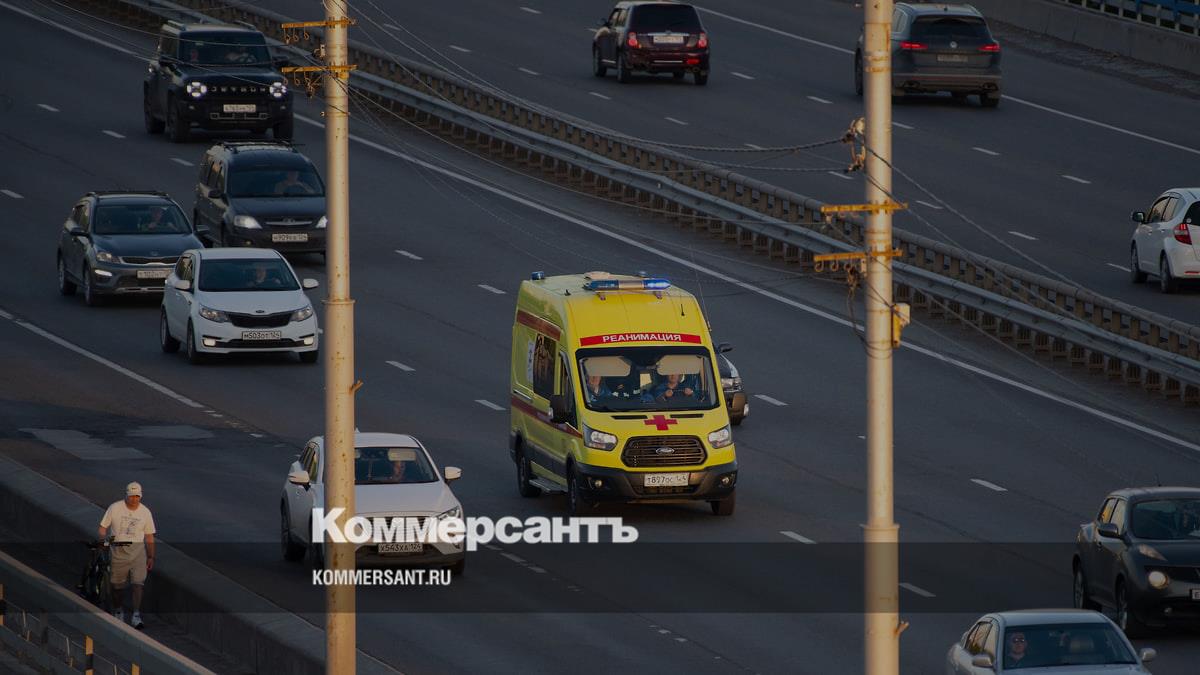 Пенсионерка подожгла квартиру в Москве, когда к ней пришли приставы с решением о выселении