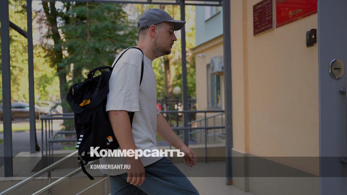 Главе Popcorn Books запросили четыре года условно за сбыт ЛГБТ-книг
