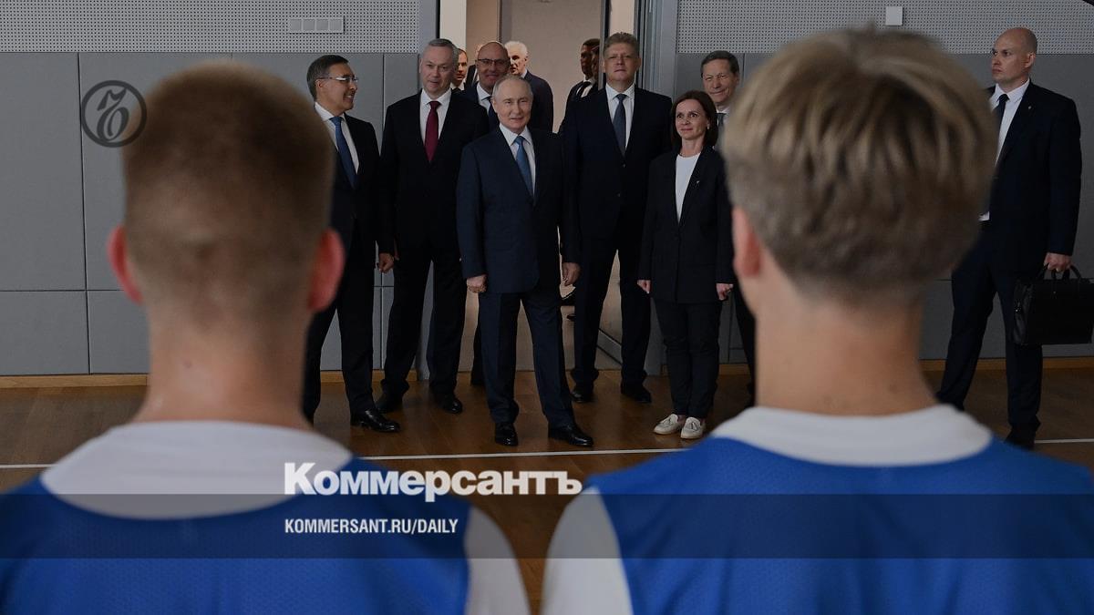 Путин в Новосибирске обсудил с учёными угрозы искусственного интеллекта и будущее науки