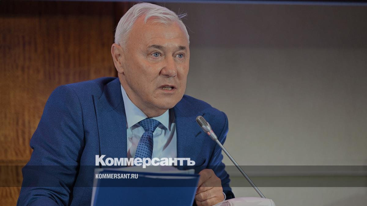 Russia may pull Visa and Mastercard cards out of circulation by the end of 2027, lawmaker says