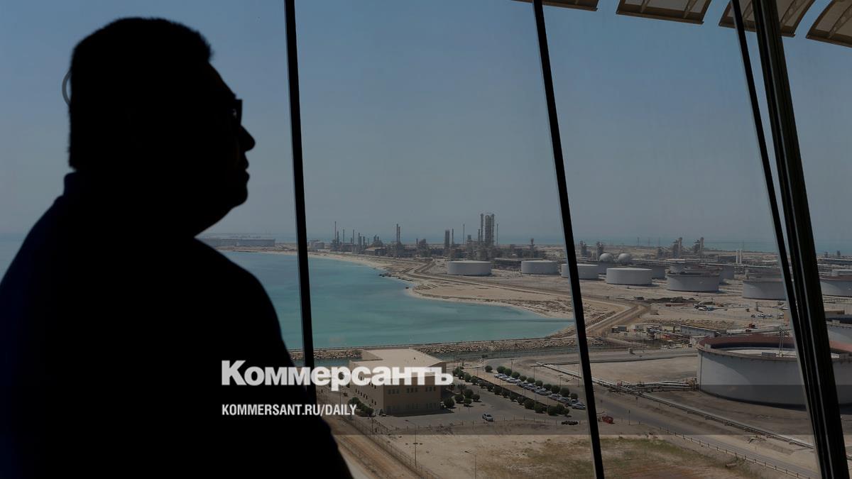 Мировой дефицит топлива провоцирует скачок цен на нефть