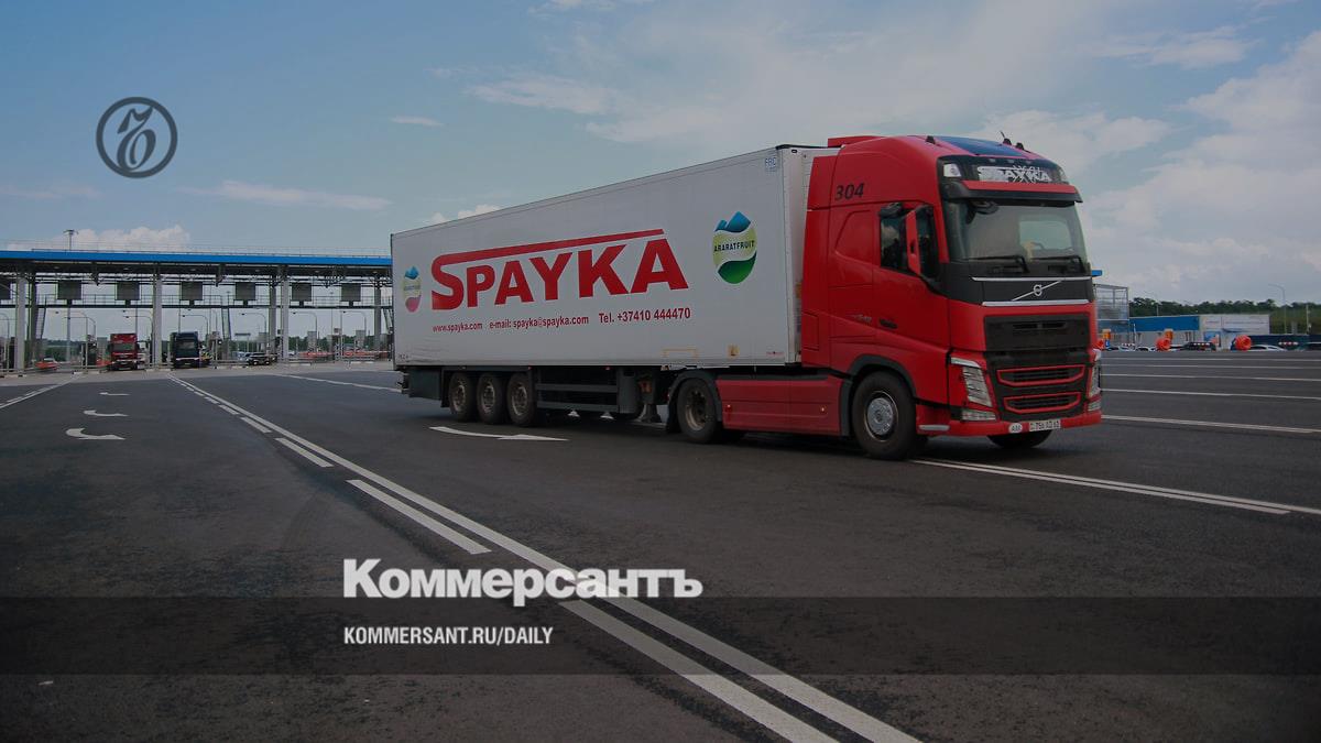 Из России вывели 44 млрд рублей под видом поставок фруктов из Армении