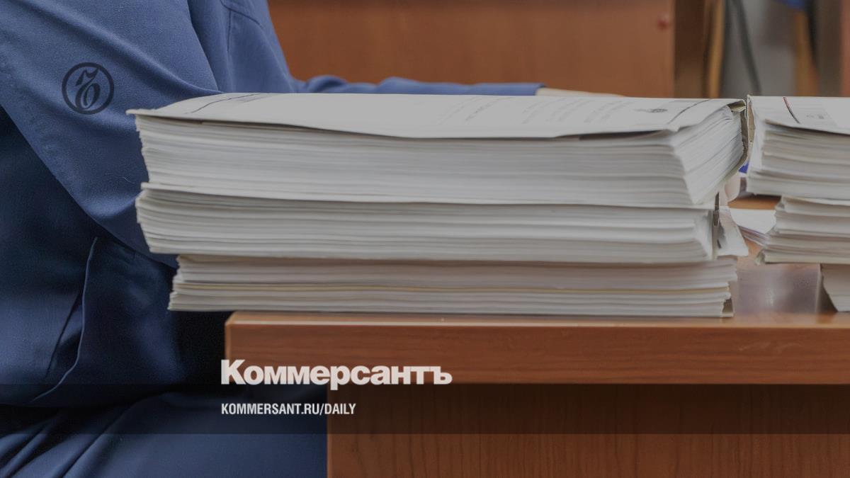 Прокуратура обжаловала приговор полицейскому, который пытал подозреваемого дубинкой и зажигалкой