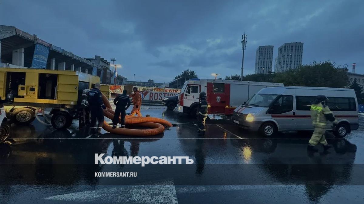 Vladivostok Declares Heightened Readiness After Overnight Downpour Floods City Streets