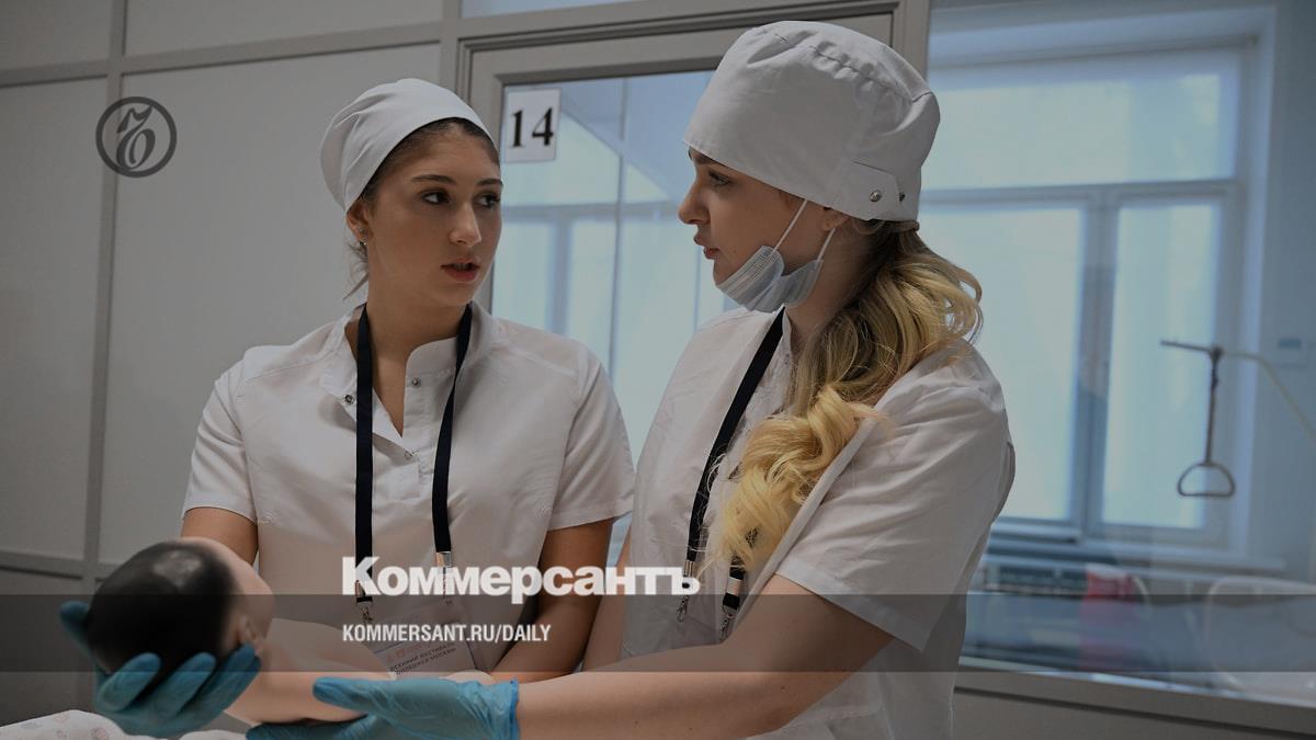 Путин поручил изменить выдачу в поисковиках по запросам об абортах