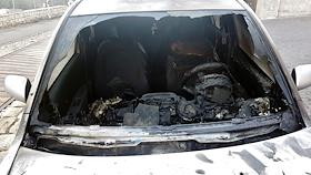 Сгоревший автомобиль