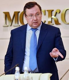 Брифинг министра транспорта и дорожной инфраструктуры Московской области Игоря Трескова и генерального директора ООО 'МВС ГРУП' Михаила Алёхина в пресс-центре Дома правительства Московской области.
