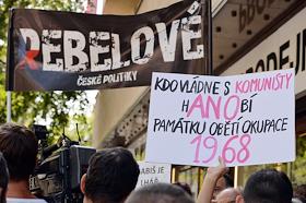 У посольства России в Праге прошел протест в честь 50 годовщины событий 1968 года