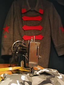 Обувь,майки,рубашки,фуражки,бляхи,галуны,аксельбанты - в стиле милитари  компания 'Сплав'