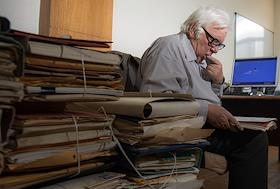 Интервью к проекту 'Физически это возможно'с физиком, академиком РАН Захаровым Владимиром Евгеньевичем