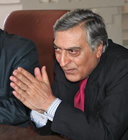 Встреча главного редактора газеты 'КоммерсантЪ' Андрея Васильева с послом Индии Канвалом Сибалом в ИД 'КоммерсантЪ'