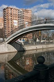 Вид жилого комплекса 'Каскад' на набережной Академика Туполева, владение 15