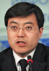 П/к, посвященная перспективам взаимовыгодного сотрудничества с российскими представителями,  председателя совета директоров китайской компании - производителя питьевых молочных продуктов 'И-ли' Пань Гана в РИА 'Новости'