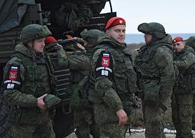Представление нового подразделения военной полиции - морская военная полиция, которая будет заниматься исключительно безопасностью морской акватории Севастополя. Практические показательные занятия с личным составом взвода морской военной полиции прошли в рамках учебно-методического сбора, проводимого на территории Севастополя с руководителями органов и подразделений военной полиции