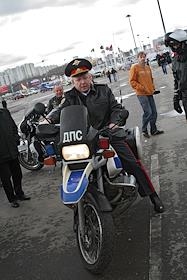 Церемония заключения соглашения между байкерами и ГИБДД о совместном патрулировании города у Крокус-Экспо