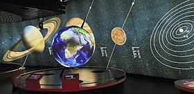 Самое большое в мире сферическое здание Нур Алем на территории выставки Expo-2017 'Энергия будущего', интерьер, макет города Нур-Султан, постоянная выставочная экспозиция павильона Казахстана на Экспо-2017 - современная футуристическая архитектура, космос, роботы