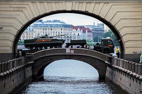 Репетиция парада в Санкт-Петербурге с участием мототехники