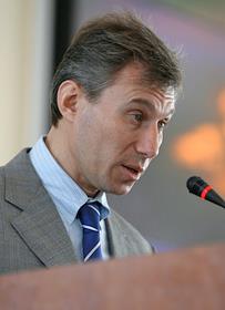 Министр природных ресурсов РФ Юрий Трутнев проведет совещание с представителями компаний-недропользователей, посвященное ходу подготовки сырьевой базы для наполнения нефтепровода 'Восточная Сибирь - Тихий океан'