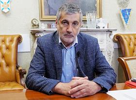 Арег Артёмович Тотолян, директор НИИ эпидемиологии и микробиологии имени Пастера, академик РАН, член-корреспондент РАМН, главный по изучению популяционного иммунитета от коронавируса
