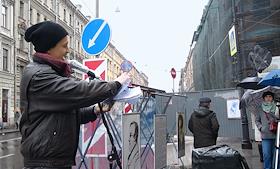 Поэтическое представление интерьерного театра у дома поэта Антона Дельвига на Загородном проспекте