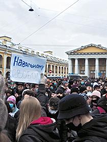 Митинг в поддержку Алексея Навального в Санкт-Петербурге