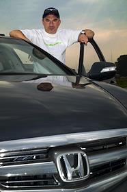 Автомобиль Honda Legend, автомобиль Nissan Teana, Volva 380