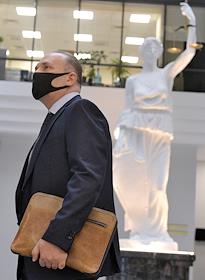 Рассмотрение вопроса о территориальной подсудности уголовного дела против бывшего губернатора Ивановской области, аудитора Счетной палаты Михаила Меня во Втором кассационном суде общей юрисдикции