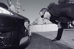 Николай Фоменко и автомобиль Ягуар