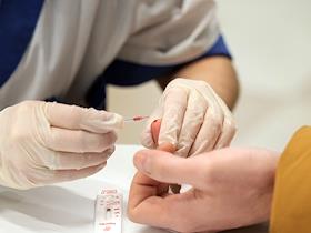 Тестирование на COVID-19 в торговом центре 'Медь'