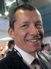 Генеральный директор федерального государственного унитарного предприятия 'Рособоронэкспорт' Сергей Чемезов на Международном Авиакосмическом салоне 'МАКС - 2007'. 
