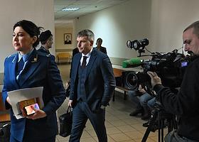 Оглашение приговора бывшему главе Раменского района Подмосковья Андрею Кулакову по уголовному делу об убийстве замглавы общественной палаты района Евгении Исаенковой в Подольском городском суде