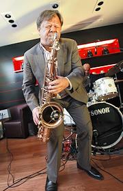 Открытие бутик - бара 'Nespresso' на Петровке