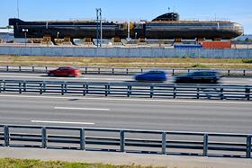 Вид подводной лодки К-3 'Ленинский комсомол' на территории контейнерного терминала «Моби Дик» в Кронштате